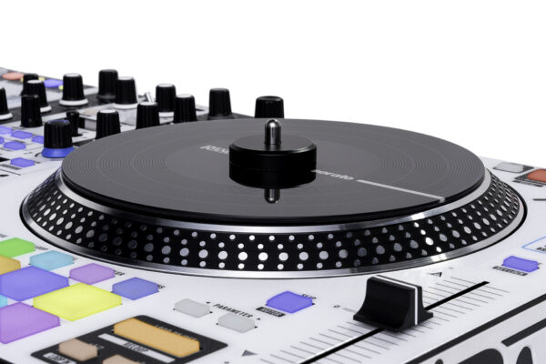 RANE-ONE-MKII-DETAIL-03_WEB